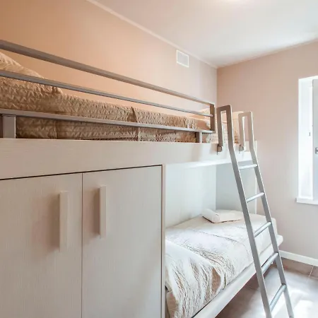 Iris E Girasole By Interhome Apartman